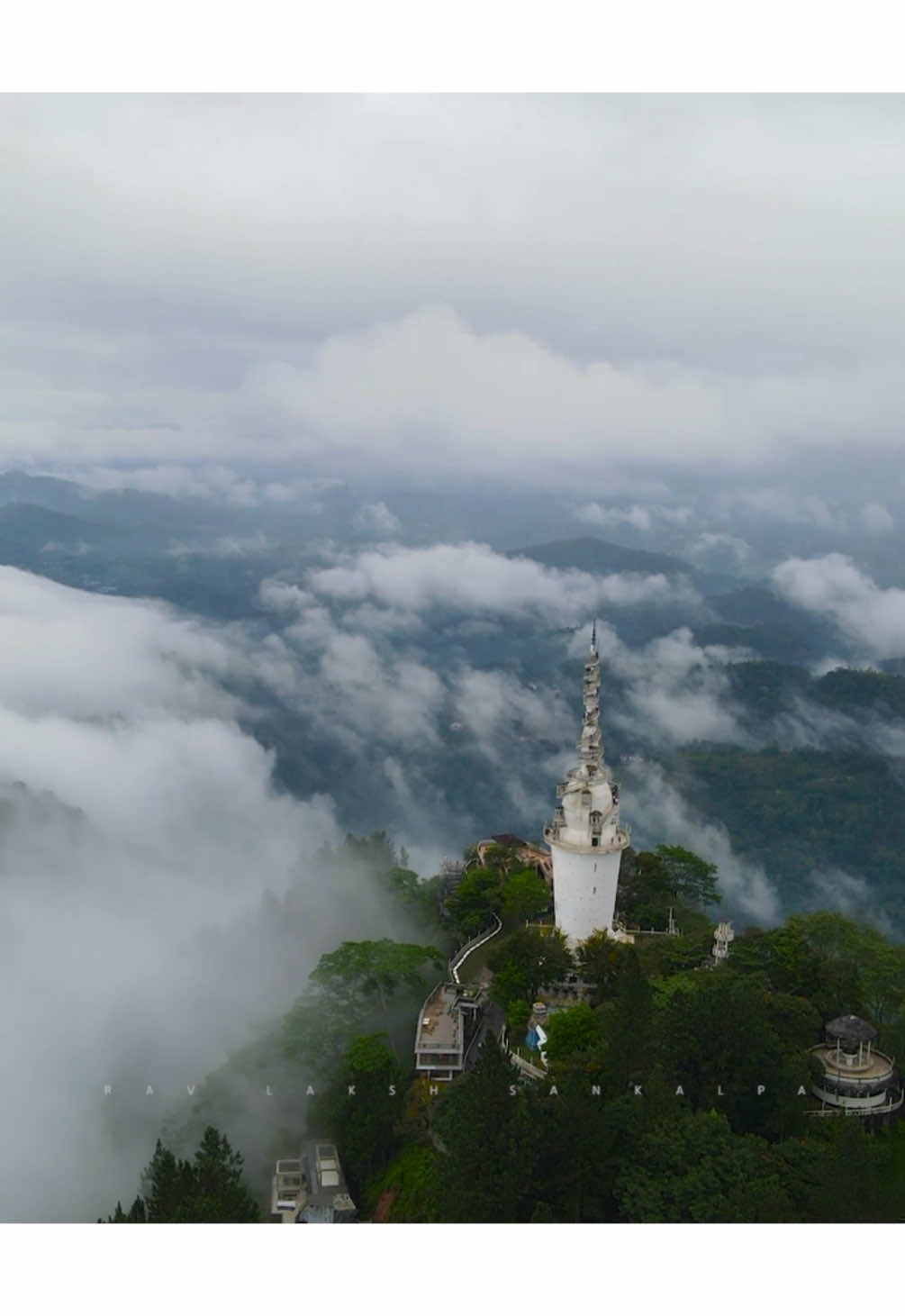 🤍 #ambuluwawa #srilanka #srilankan_tik_tok🇱🇰 #visitsrilanka #onemillionaudition #morningvibes #sltrending #beautifuldestinations #fyp #foryou 