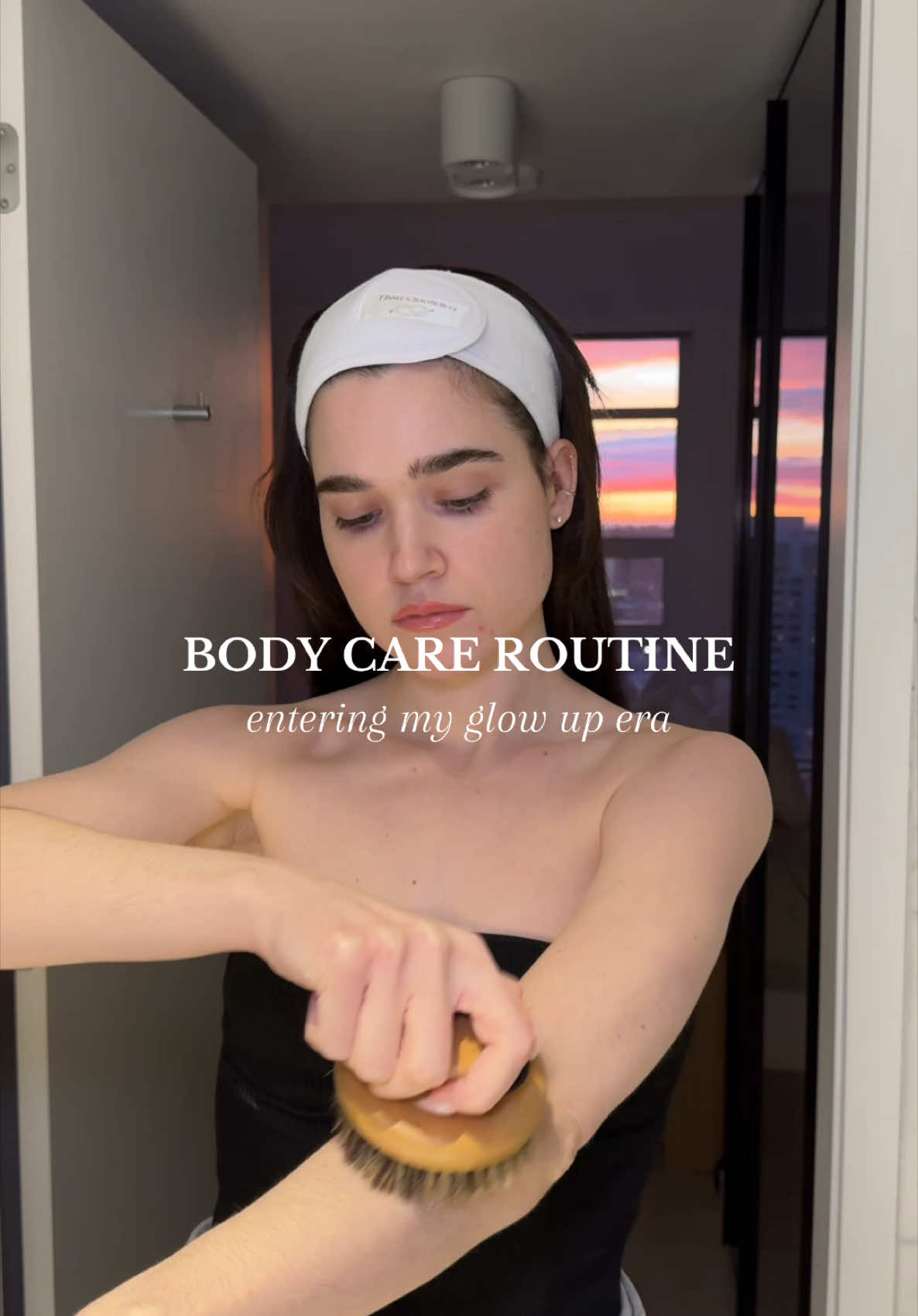 My body care routine for glowing skin ✨💖 #bodycare #SelfCare #GlowUp #bodycareroutine #showerroutine @Naturium @LOCCITANE @Youth To The People @Josie Maran @Caudalie @Phlur Fragrances 