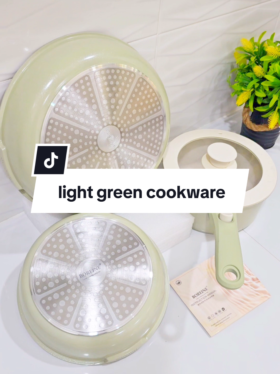 Non-stick light green cookware set 🤍 #aesthetic #nonstickpan #cookwareset #greencookware 