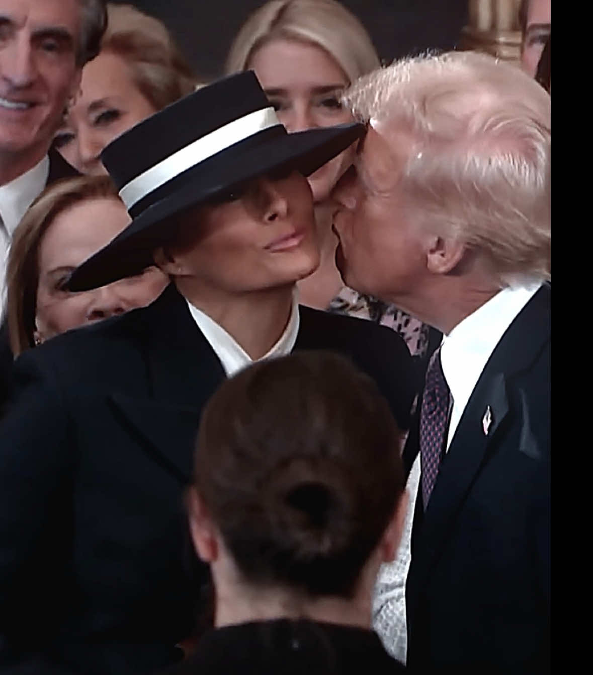 im convinced that hat was designed specifically for THAT. (radiant cc on my payhip) #inaugurationday #melaniatrump #melaniatrumpedit 