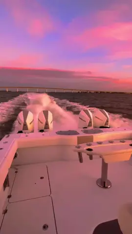 Sunset boat rides 🌅 #astheticvideos #sunset 