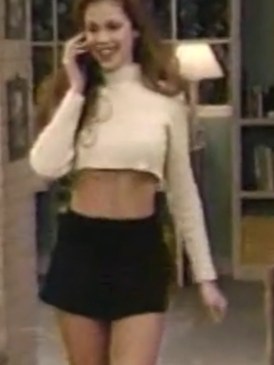 #unhappilyeverafter #beautiful #nikkicox #tiffanymalloy #miniskirt #stockings #tights 