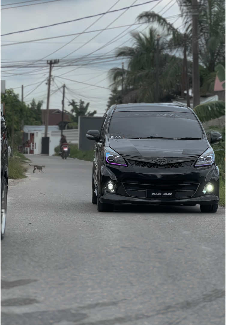 hitam memang menggoda😍#avanza_modification #avanzahitam #avanzaveloz #garasiavanzaxenia #avanzahitammeresahkan #fyppppppppppppppppppppppp #fypage 