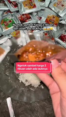 Ngga mau tau pokoknya kalian harus stok yg banyak ini sambelnya enak banget udah gitu murah bangett 😭😭 langsung CO di kranjang kuning ‼️ #sambhojo #sambhojosambalviral #sambhojosambalsachet #sambhojosambalviralanekavarian #foodtiktok 