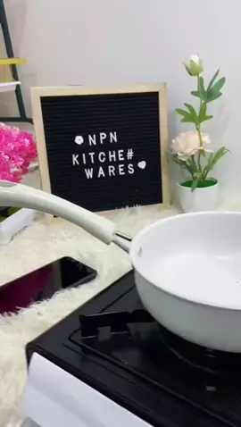 Nipiin Original White Non Stick Frying Pan #nipiinkitchenwares #TikTokPayLater #foryoupagе #paydaysale #payday #fyp #homebudolfest #hometokshop #medical #wokpan