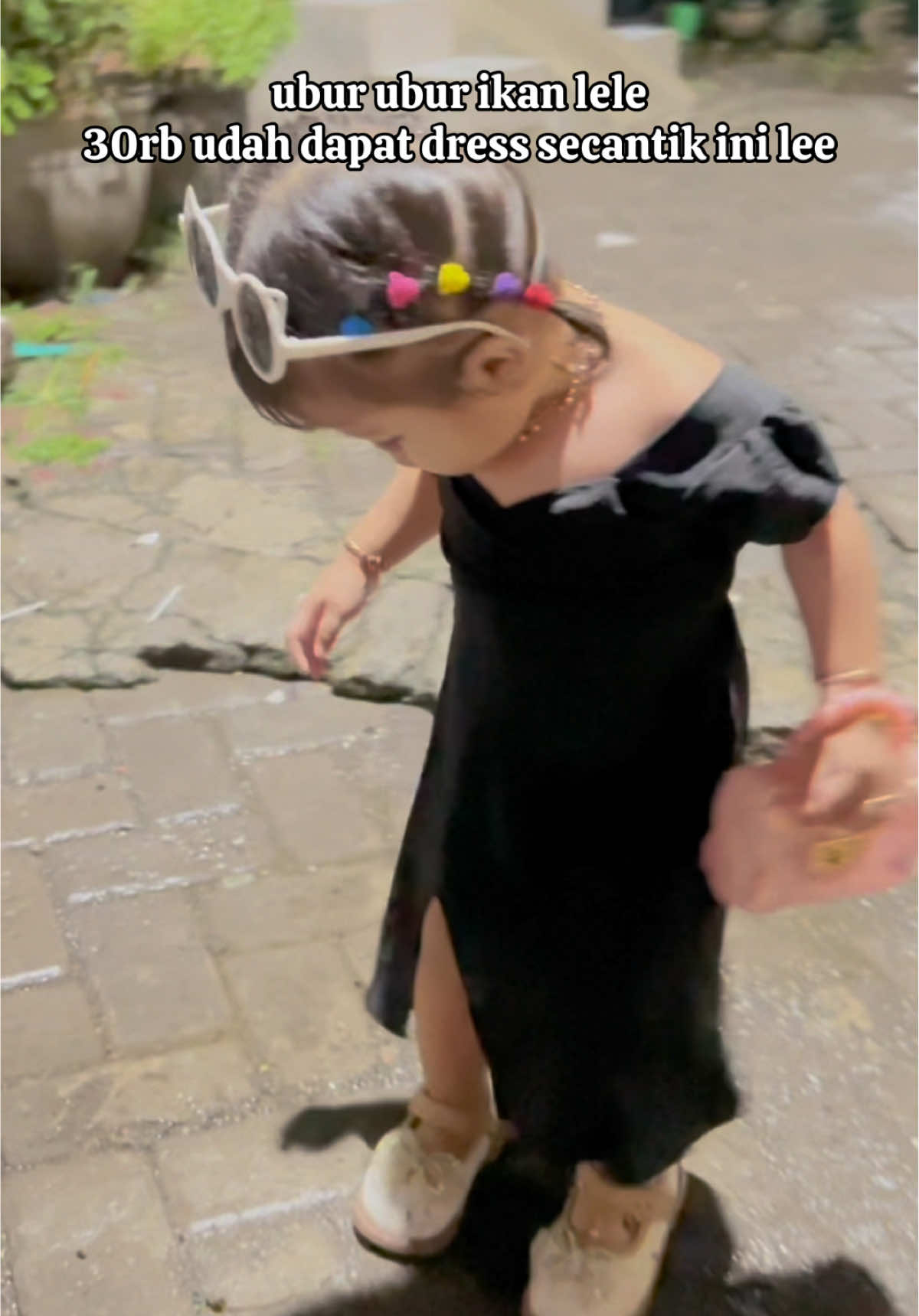 anak centilnya mamah 🥰 #fypシ #outfitanakcewek #dressanak #bajuanakmurah #fypdongggggggg 