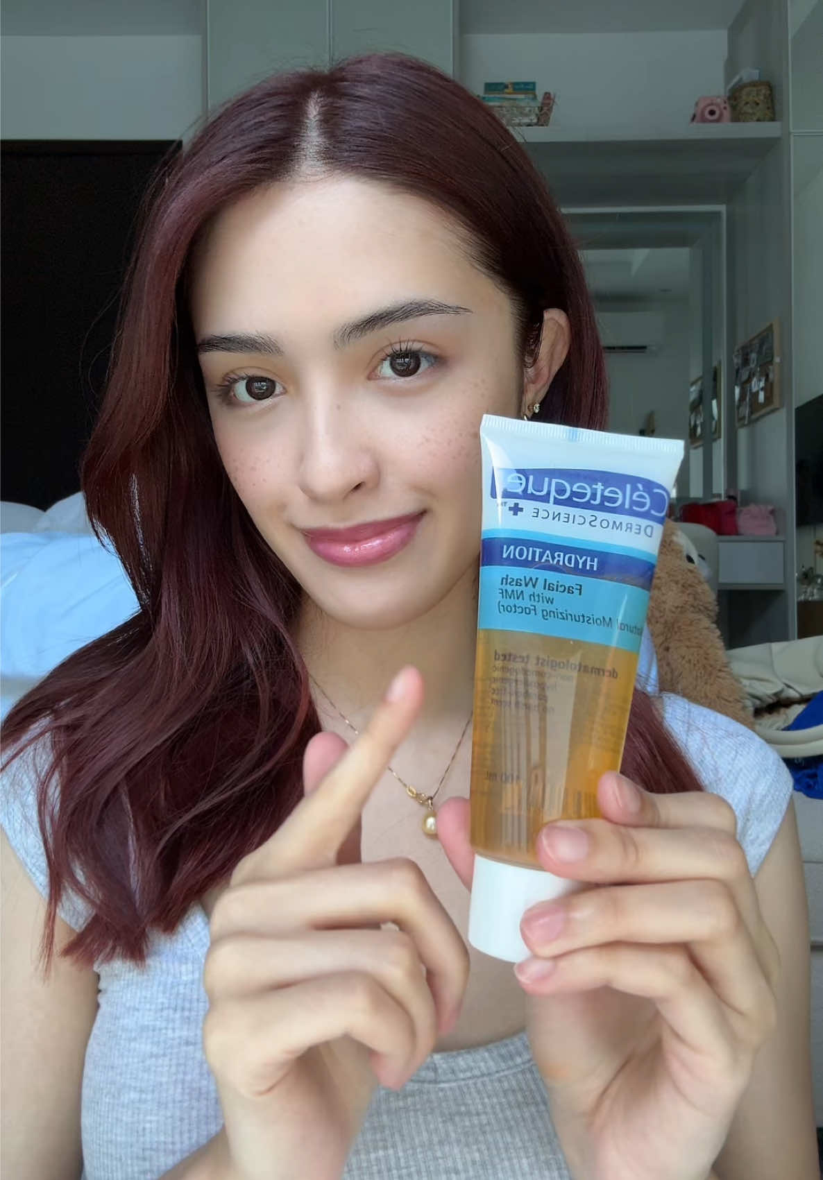 My holy grail! Did you know that healthy skin starts with hydration? 💧  Cleanse & #HydrateFromStep1 with Celeteque ✨💙 #CeletequeHydrationFacialWash #skintok #skincare #dermtok