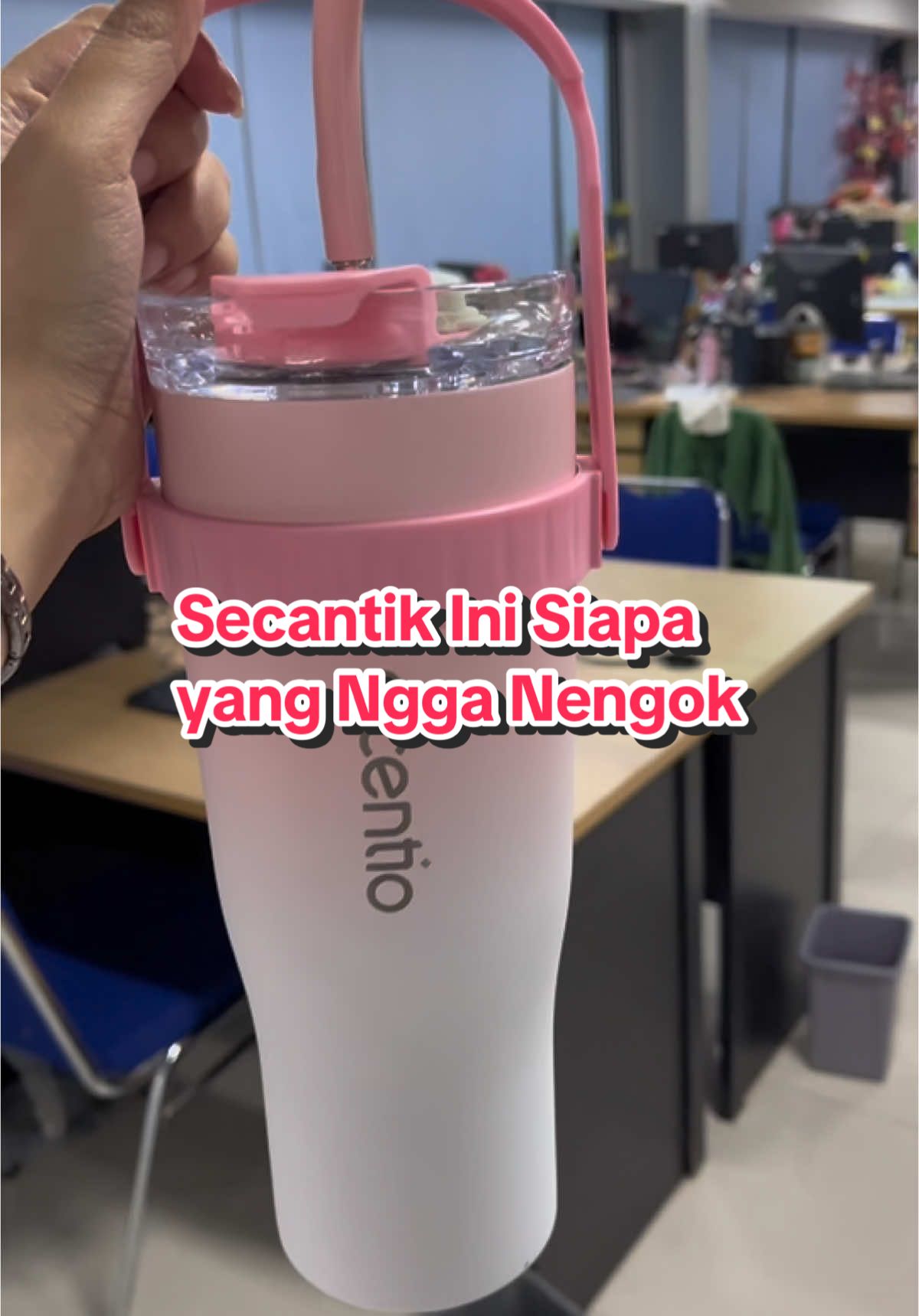 Pusat perhatian bawa tumbler secantik ini! #ecentio #BeliLokal #tumblerstainless #tumblertahandingin #fy 