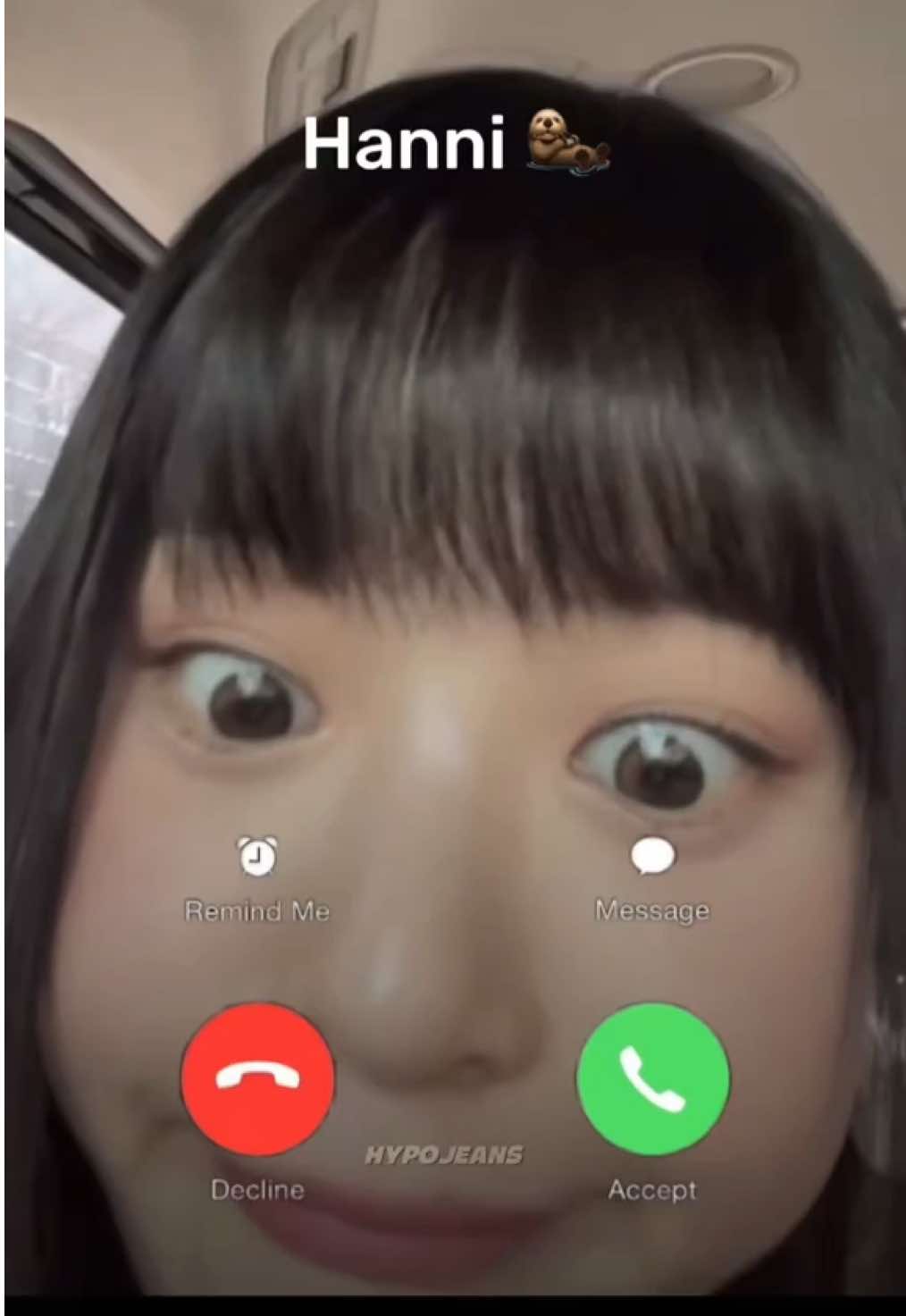 Hanni’s face when Haerin hung up 😭 #yapper #hanni #haerin #funny #facetime #joke #meme #viral #xybca #fyp