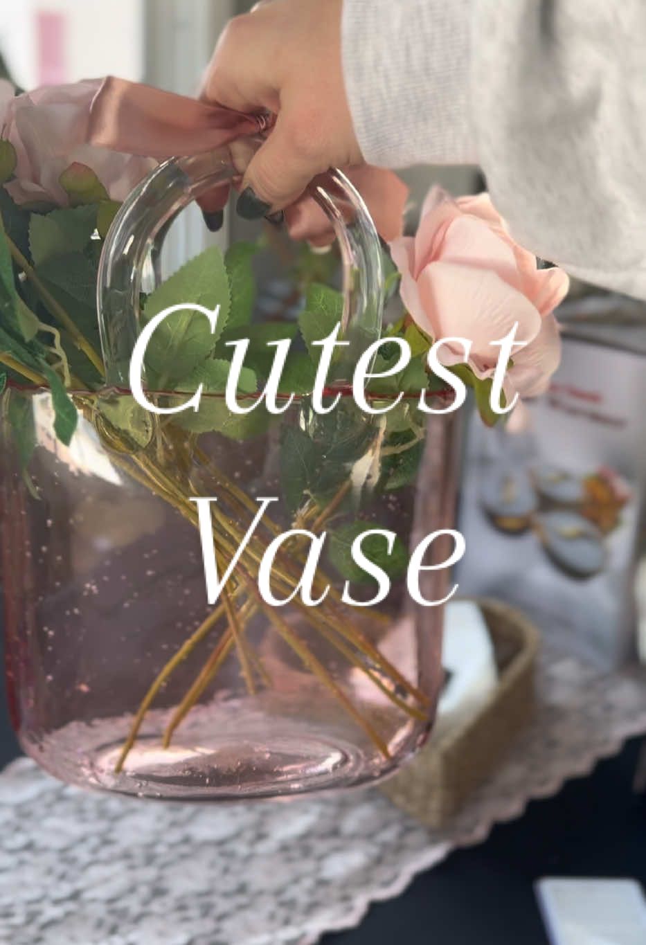 Obsessed with this Vase!! #roses #fauxroses #fakeroses 