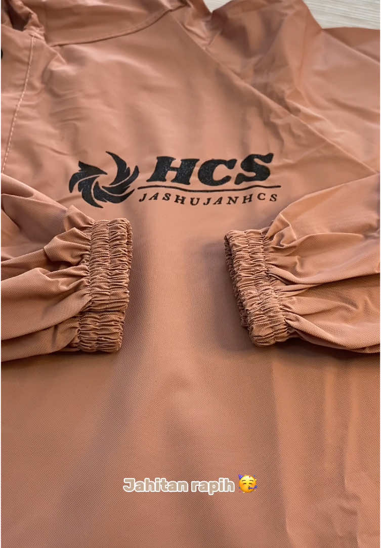 Sedia jas hujan HCS sebelum kehujanan 😍🫵🏻 #fyp #jashujanhcs #jashujanantirembes #cuacabukanhambatan #jashujanmurah #mantoldewasa #jashujanwanita #jashujanviral #wibgajian 