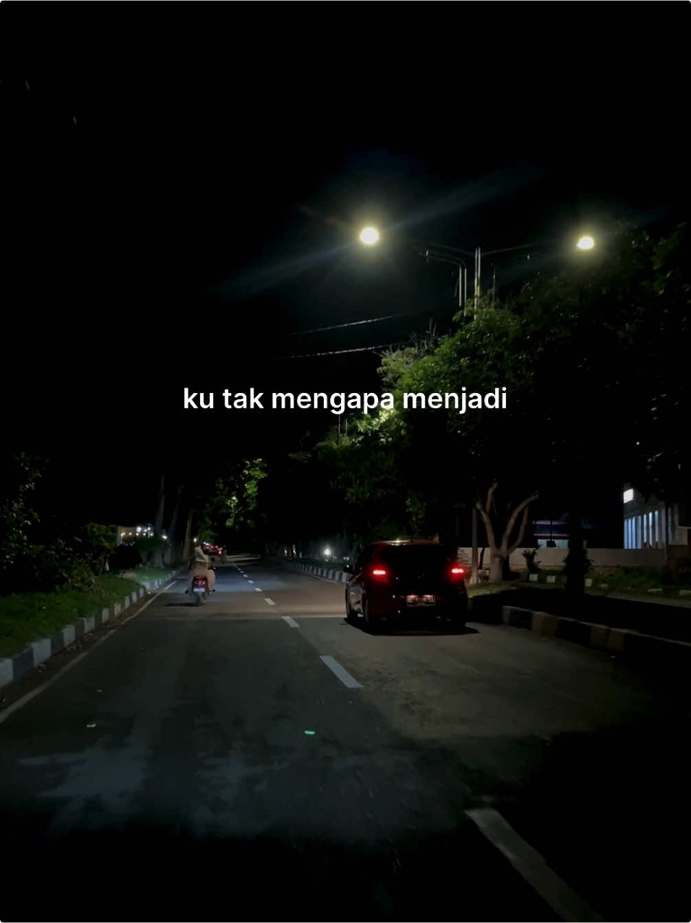 curhat aja disini, tenang dia ga bakal baca kok