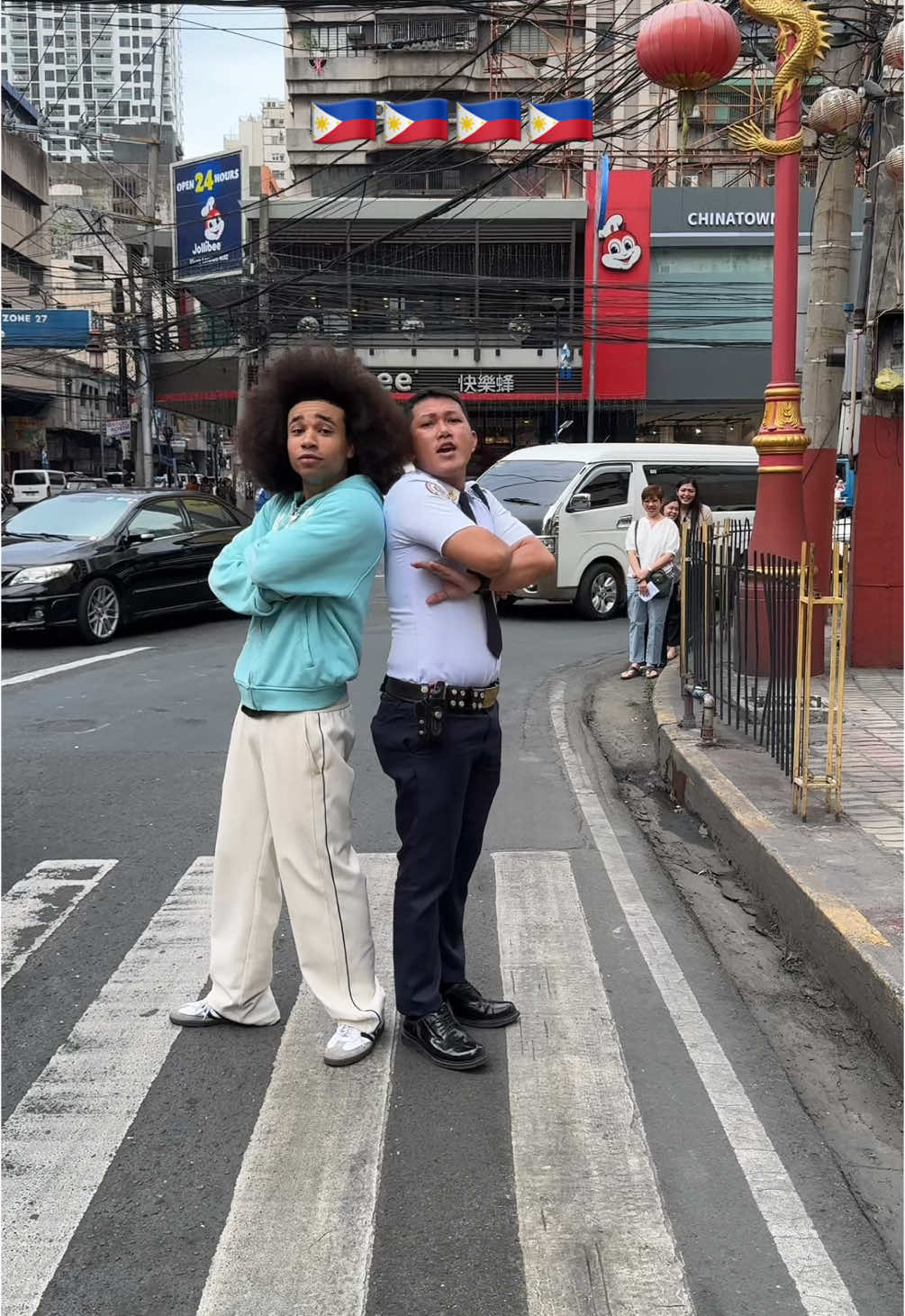 Filipino Security Guards are the best😂🇵🇭 @Jason Lapuz🔥GROOVE IT🔥 
