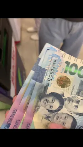 Free save #livephoto #money #pera 