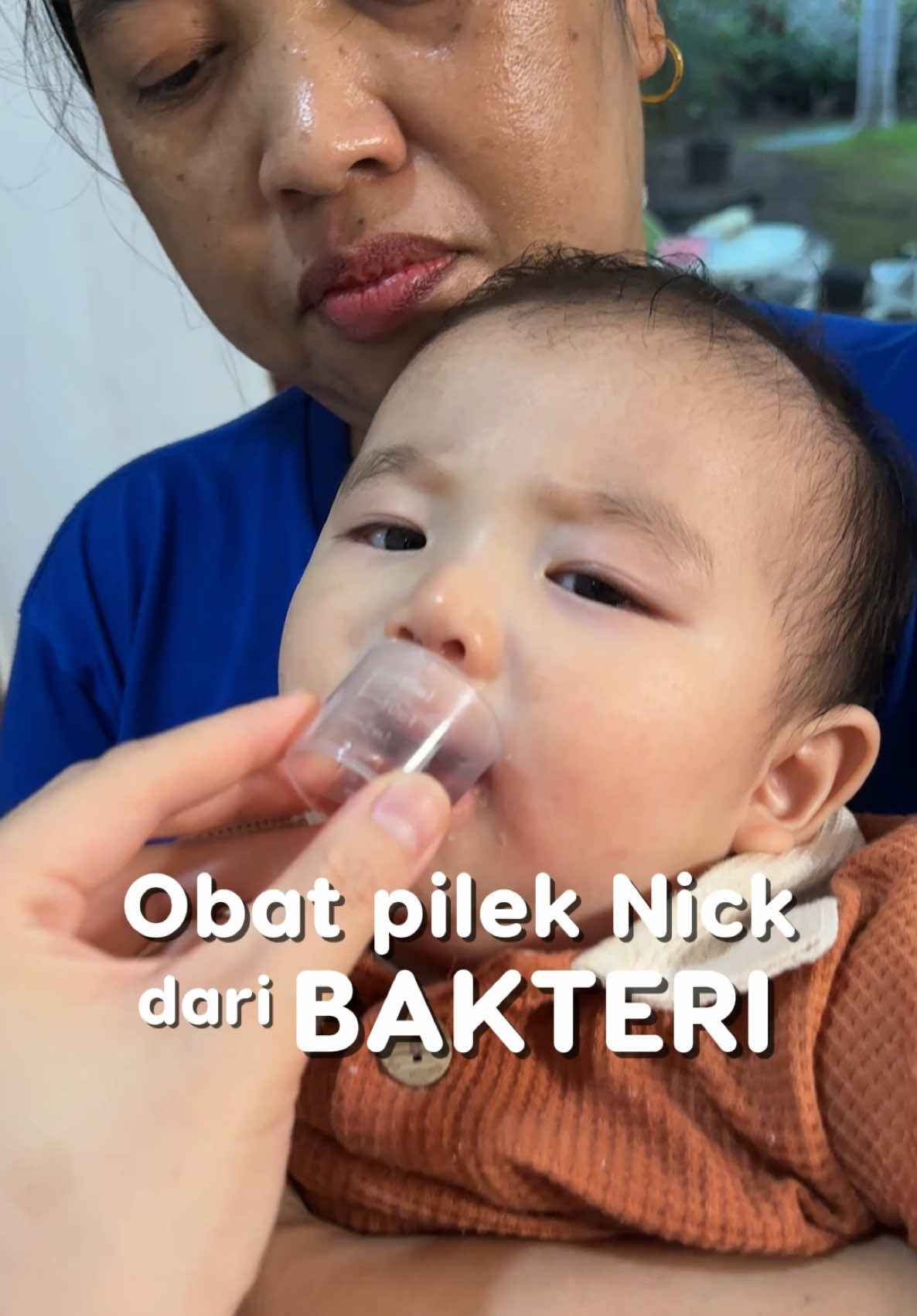 Pertama kalinya Nick pilek 🤧 sebagai mama aku tipe yg super santuy liat anak pilek. Kyknya lebih panik sus 😂  Pokoknya genjot minum probiotik terus biar bantu penyembuhan pileknya makin cepet! @PROBIOTIK PRO EM1 INDONESIA  . #STEFruitRacun #StefaniGabriela #bayipilek #bayiflu #bayibapil #bapilbayi #bapil #probiotik #probiotikbayi #probiotikanak #tipskesehatan #tipsanak #nickharrislie #nickharris 