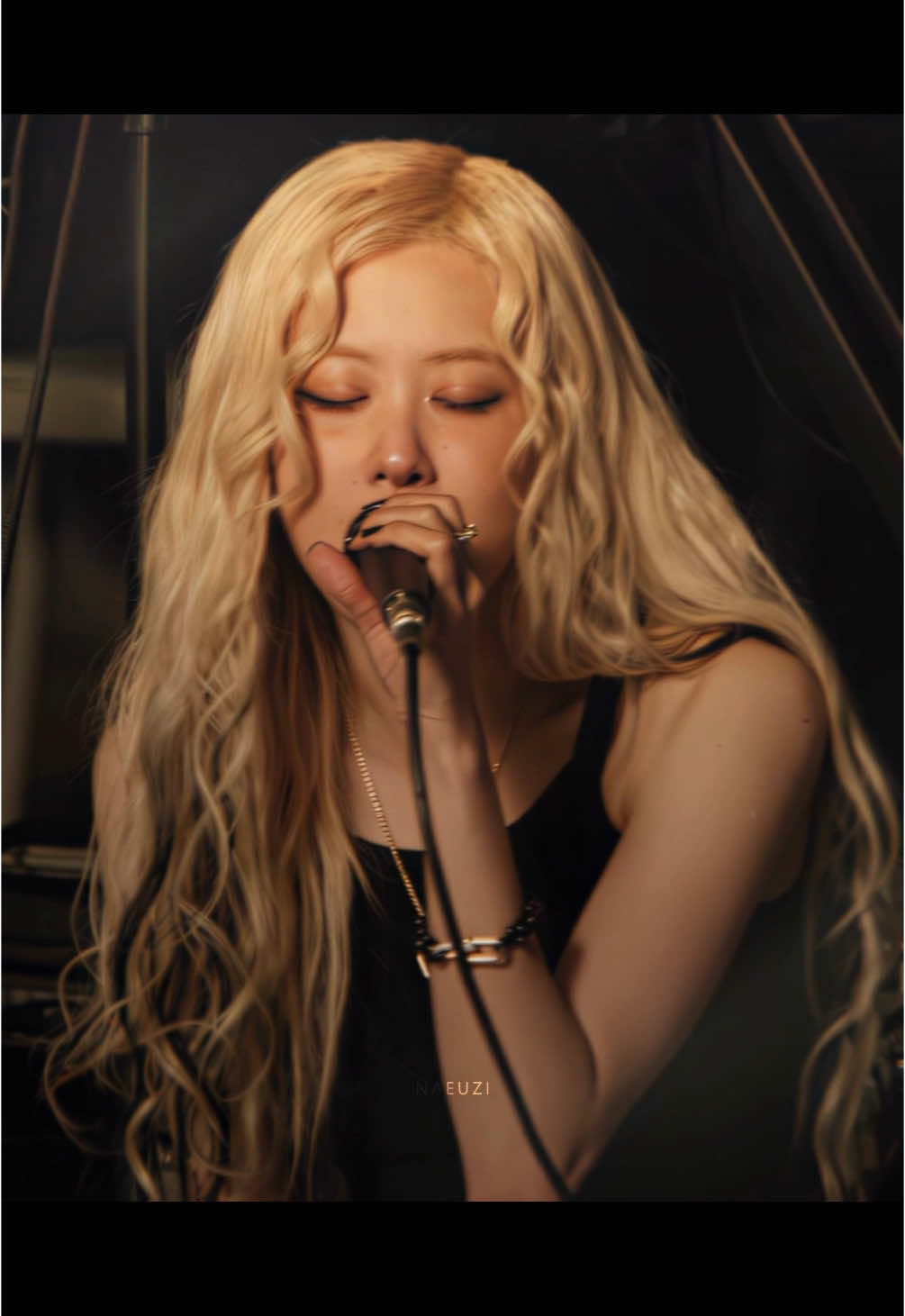 this 3am live performance>> #rosé #roséedit #roseblackpink #blackpink #blackpinkedit #kpop #kpopedit #kpopfyp #rosie 