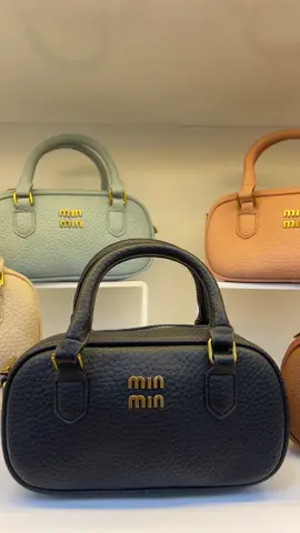 حقيبة Miu Miu 👀😻  #حقائب_نسائية_طرابلس #ليبيا #طرابلس #تخفيضات #تخفيضات_نهاية_العام_الكبرى #بوتيكات_للحقائب_والاحذية #fyp 