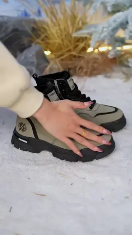 Sepatu Hiking/Outdoor #fypシ #trending #rekomendasioutfit #sepatuoutdoor 