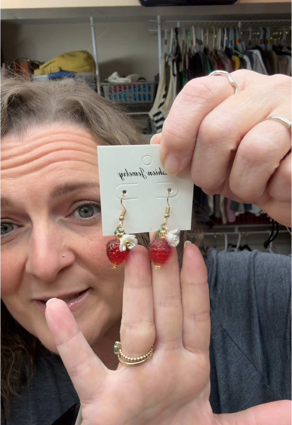 These strawberry drop earrings are so adorable! And they are a great price too!  . #TikTokShopLastChance #spotlightfinds #fashion #strawberry #strawberryearrings #strawberries 