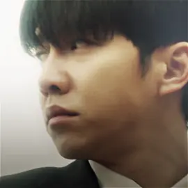 я дурею со 2 кадра девчулечки💔  #jungbareum #mouse #edits #aftereffects #leeseunggi #audiosforedits #edit #vagabong #leeseunggi이승기 