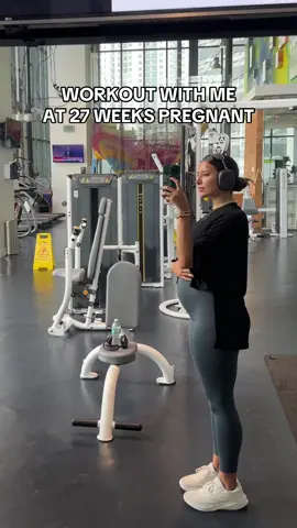 Working out has felt so great and we’re still going strong!🦭 #pregnant #pregnancy #workout #pregnancyworkout #workoutmotivation #Fitness #fitnessmotivation #relateable #dayinmylife   