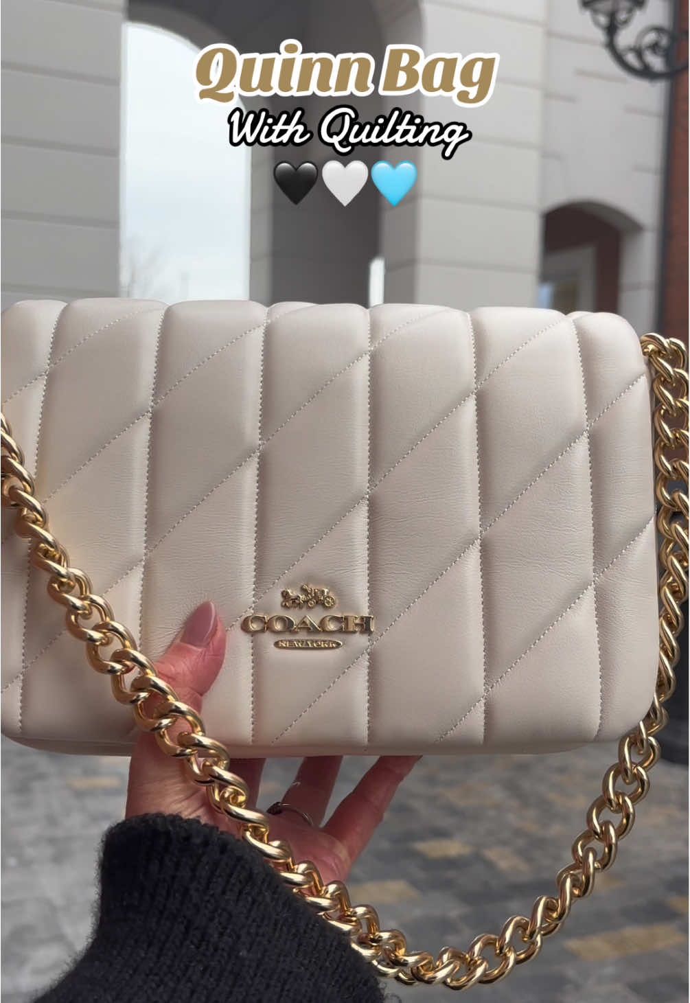 Introducing the  Quinn Bag With Quilting            🖤🤍🩵 @coach #coach #coachoutletemployee  #coachoutlet #coachemployee  #coacheurope #fyp #elegant #oldmoney #foryoupage❤️❤️ 