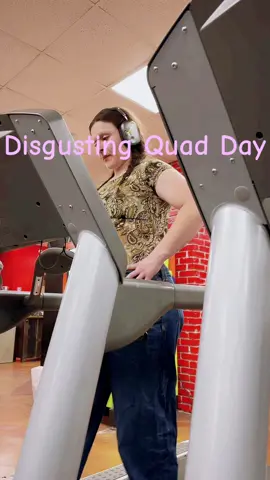 Thunder thighs 🤤 #fyp #GymTok #personaltrainer #okcthunder #fourstarfitnessdowntown #downtownokc 