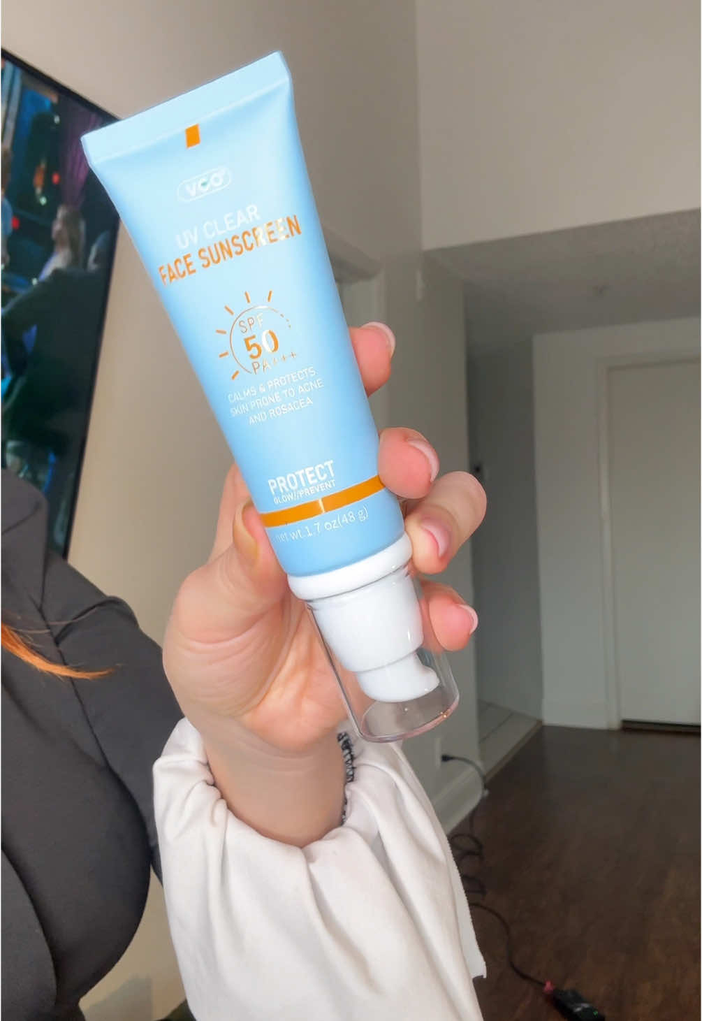 I am obsessed with this product 😍 #sunscreen 