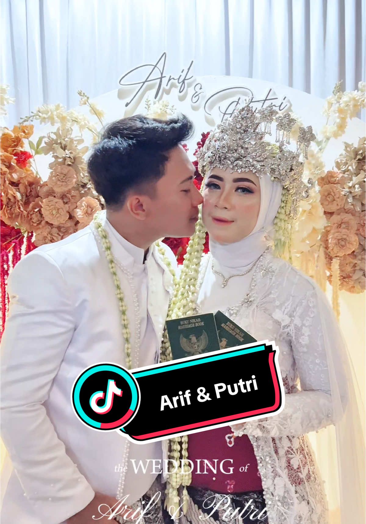 More info PL : 085340006664 - #weddingponorogo  #weddingmadiun #weddingmoments  #weddingvibes #preweddingponorogo  #preweddingmadiun  #tedaksitenponorogo  #tedaksitenmadiun  #wisudaponorogo  #wisudamadiun #engagementponorogo 