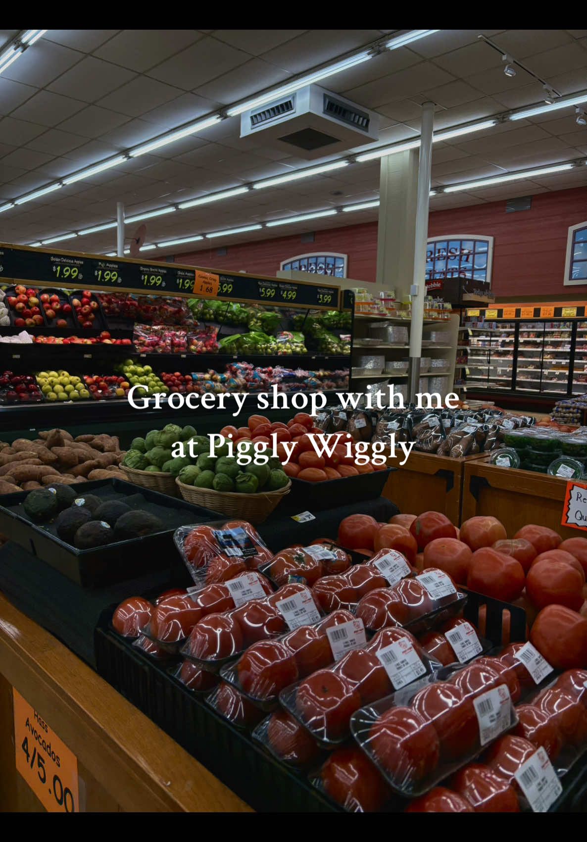 I’m a country girl and nothing will ever change that. This Piggly Wiggly is very clean and welcoming. It makes me feel like I’m back at home! ✨🖤 . #shopping #grocery #grocerystore #groceryshopwithme #pigglywiggly #countrygirl #asmr #asmrsounds #groceryhaul #shopwithme #shoppingvlog #freshfood 