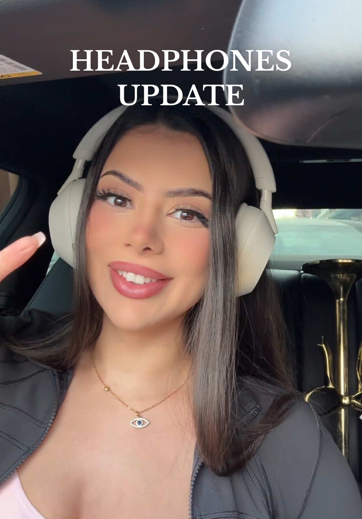 Only the pink girls truly understand me go away #shopwithme #girlythings #headphones thank you @Aquarius baby 💜 for tagging me in that video 💗💗💗💗
