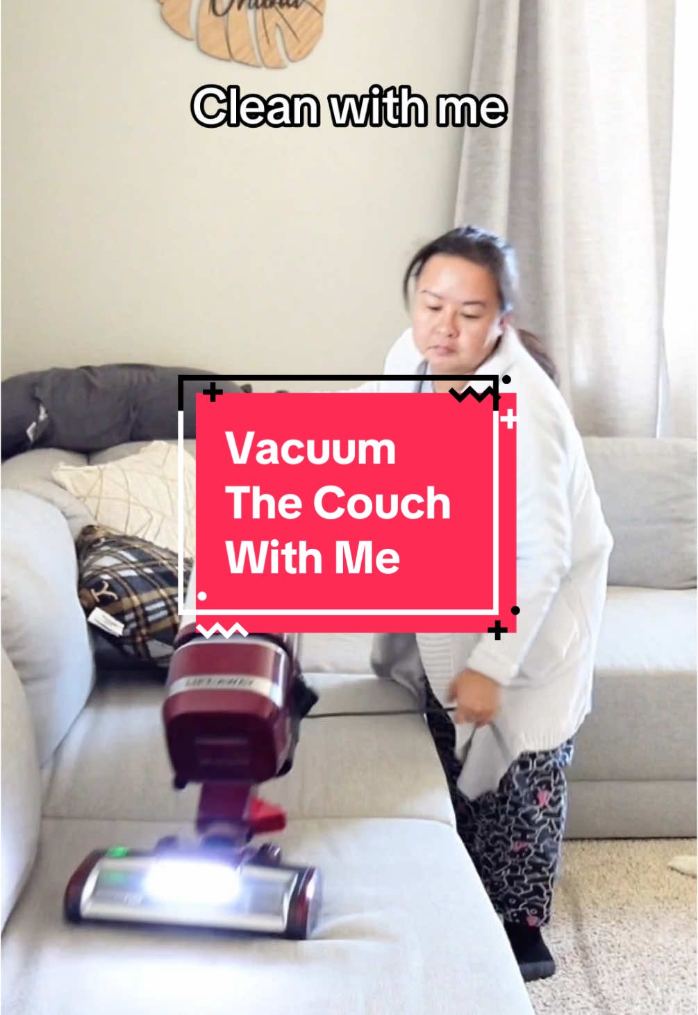 Extreme house clean | Vacuum the couch with me #cleanwithme #CleanTok #cleaningmotivation #cleaning #cleanhome #cleanhouse #cleningroutine #cleanhousecheck #cleanhousechallenge #cleanhome #cleanhometips #cleanhomehappyhome