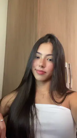 Só que ela é linda até pessoalmente 🫠 #biscoito #musicaparabiscoitar #biscoitando #biscoitandocheck🍪 