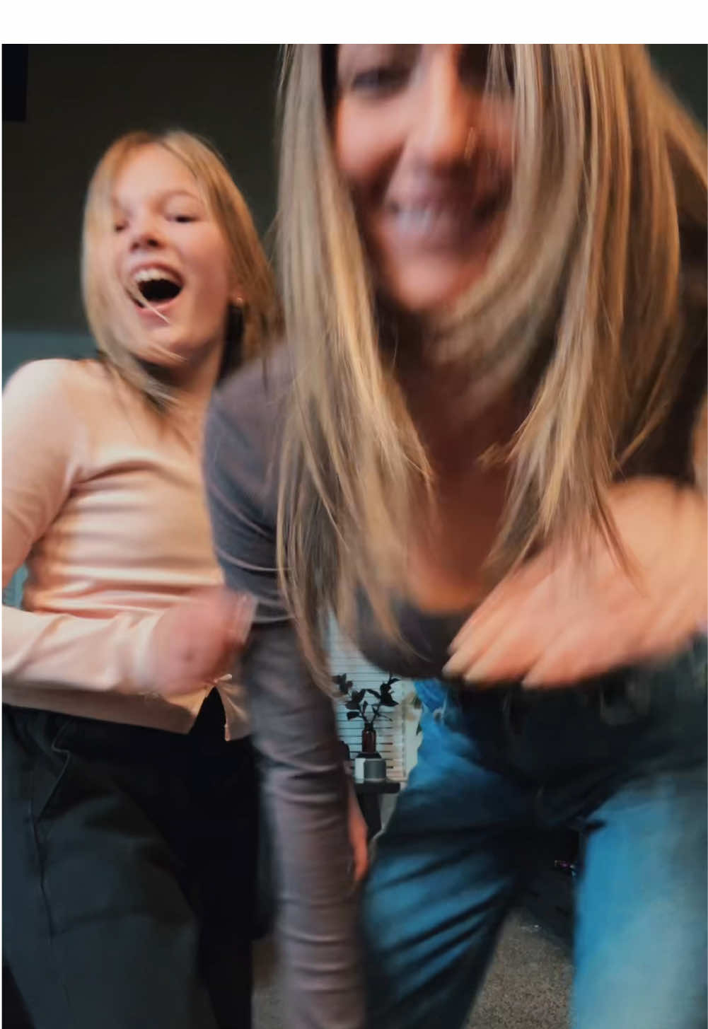 When you forget the dance half way through 😆 #bloopers #dance #oops #momanddaughter #MomsofTikTok 