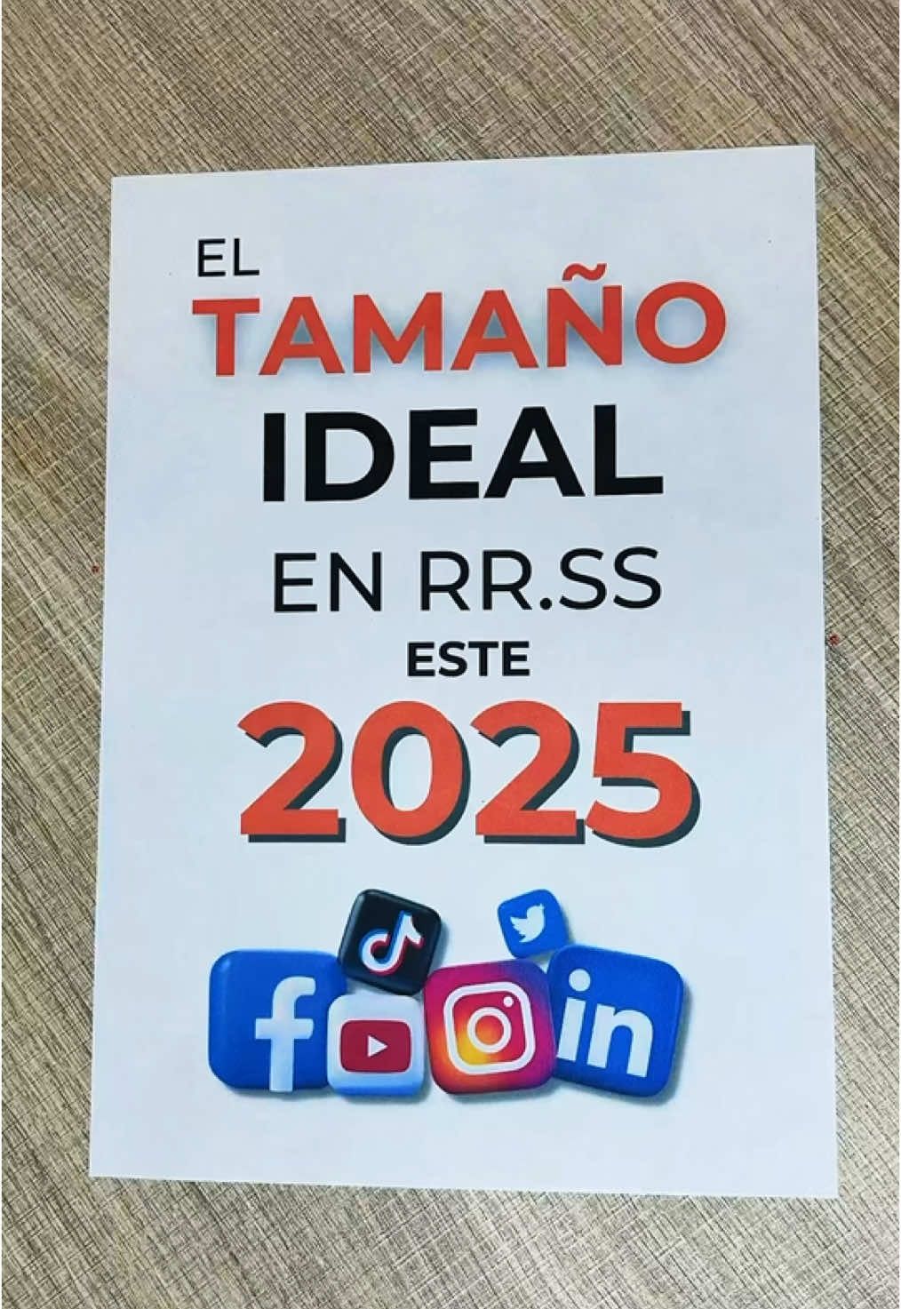 Te enseñamos a crear tus diseños para redes sociales con las medidas correctas este 2025.  #frelance #diseñografico #redessociales #community #feed #reel #posting #storie  ¿Cuáles son las medidas para redes sociales? ¿Qué formato se usa para redes sociales? ¿Qué formato es 1080x1920? ¿Cuánto mide un post de Instagram en 2025?