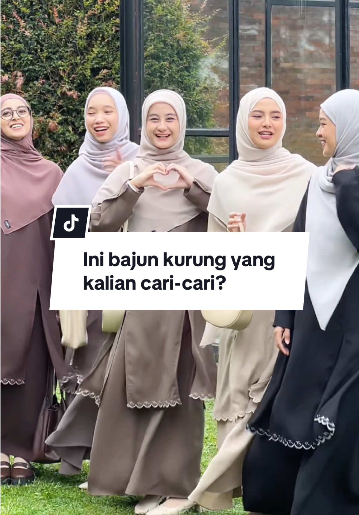 Ini bukan yang kemarin dicari? Misya kasih keranjang kuningnya ya🥰✨ #tunikmelayu #kurungmelayu #tunikmalay #gamissyari #trendtiktok #jamisesyari #bestietilljannah #tuniksyari 