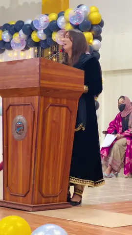 ایسے رکھتی ہو سینے سے لگا کر اس کو ❤️‍🩹🥹Hajira Anwar poerty welcome party of English Department#hazarauniversitymansehra #urdupoetry #1millionaudition #foryoupageofficiall #welcomeparty #englishdepartment #viewsproblem 