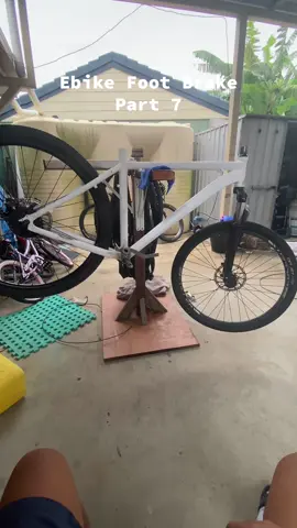 Slowly coming together🥳 but right now everything looks rough but i will make it look alot better    #project #3000watt #conversionkit #build #footbrake #fyp #fypage #viral #brakes #part7