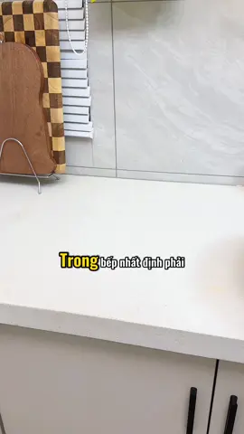 Bạn nhất định phải bố trí một khay xoay như thế này trong căn bếp của mình. Chai lọ, lon được cất giữ gọn gàng và dễ dàng lấy!! #khaydunggiavi #khaydunggiaviecoco #tienich #creatorsearchinsights #thietthuc #giadungnhabep #jizonguyen 