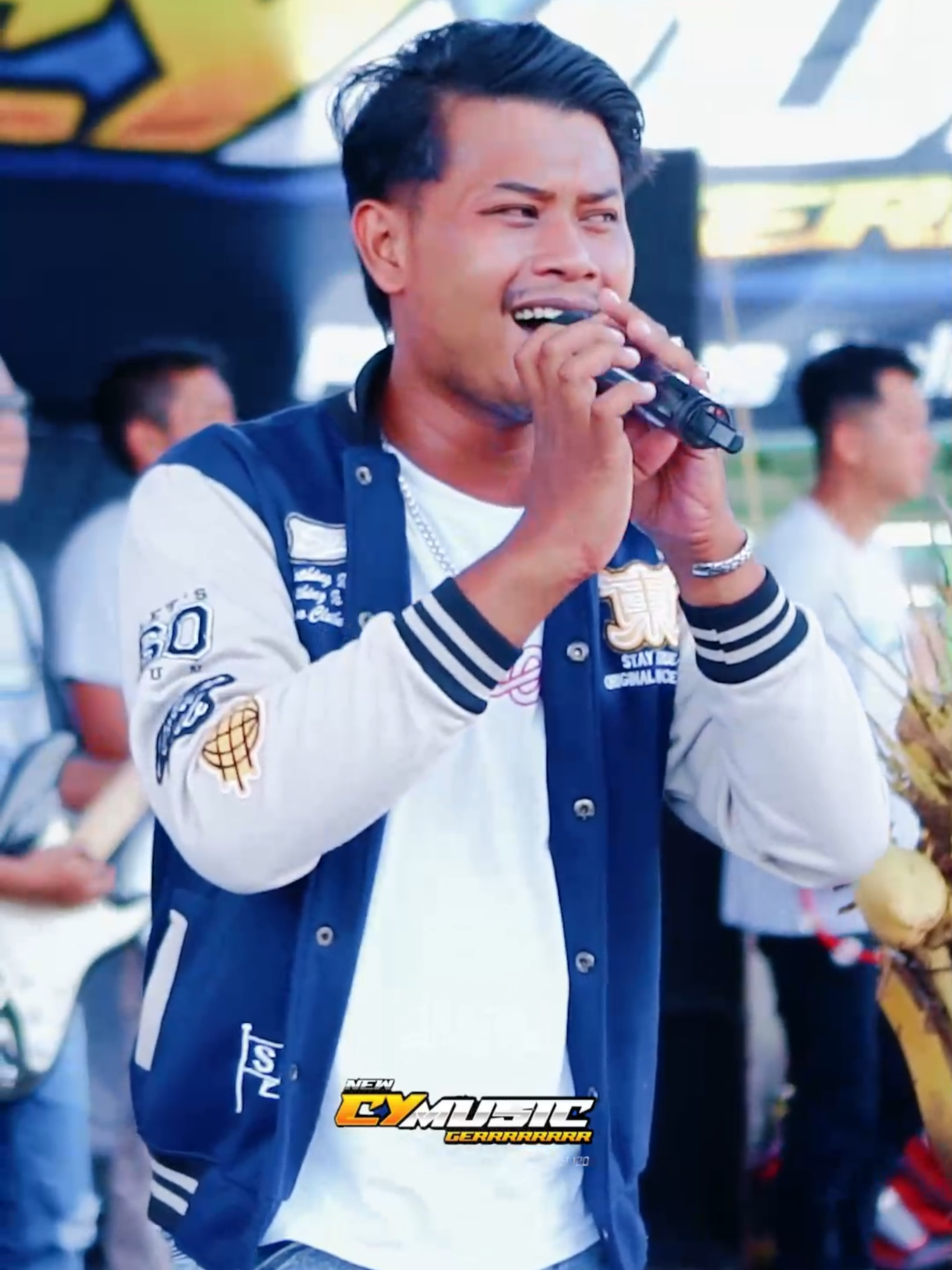 Berumah megah bermobil mewah / PESTA PASTI BERAKHIR / VIKRAM ABISYOSO / NEW CY MUSIC @cy_music_official0 #viral #tristashooting #fypシ゚