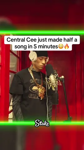 Central Cee just made half a song in 5 minutes😳🔥 #plaqueboymax #max #centralcee #cench #drill 
