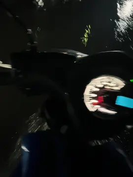 Motoran gajelas, mampir alfa beli minuman, duduk bentar, pulang …