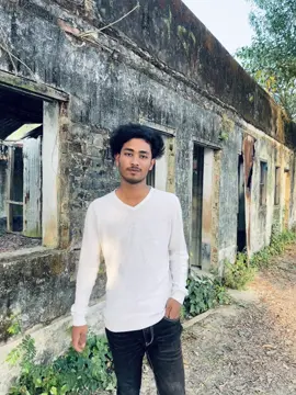 bike iphone thakle bondu ra o ase😅 #foryoupage #foryou #trending #fenian #follow #fypppppp 