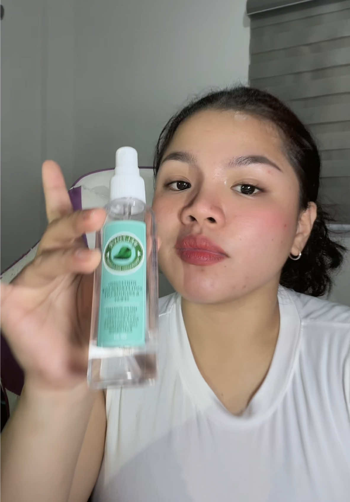 Wag na magpabudol sa kung ano anong trending please lang!!! #belfour #deodorant #bodyodor #pawis #kilikili #underarm #solution #affordable #bodycare #antiperspirant #bodypositivity 