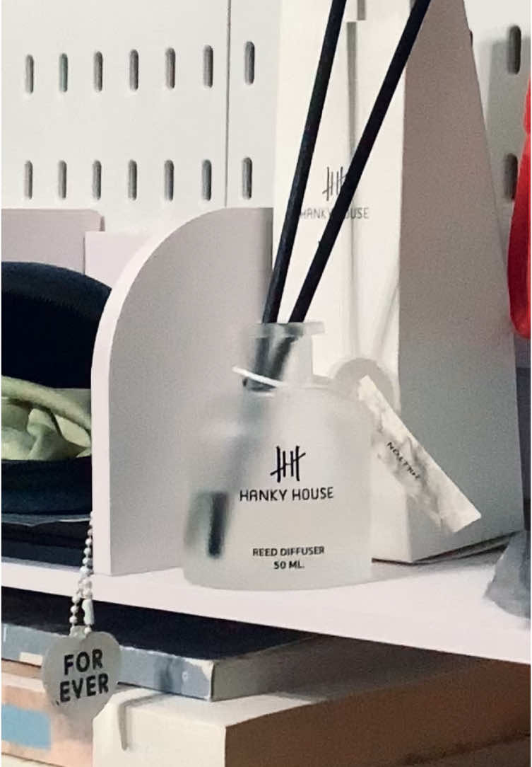 #ก้านหอม #แต่งห้องนอน #ก้านไม้หอมปรับอากาศ #hankyhouse 