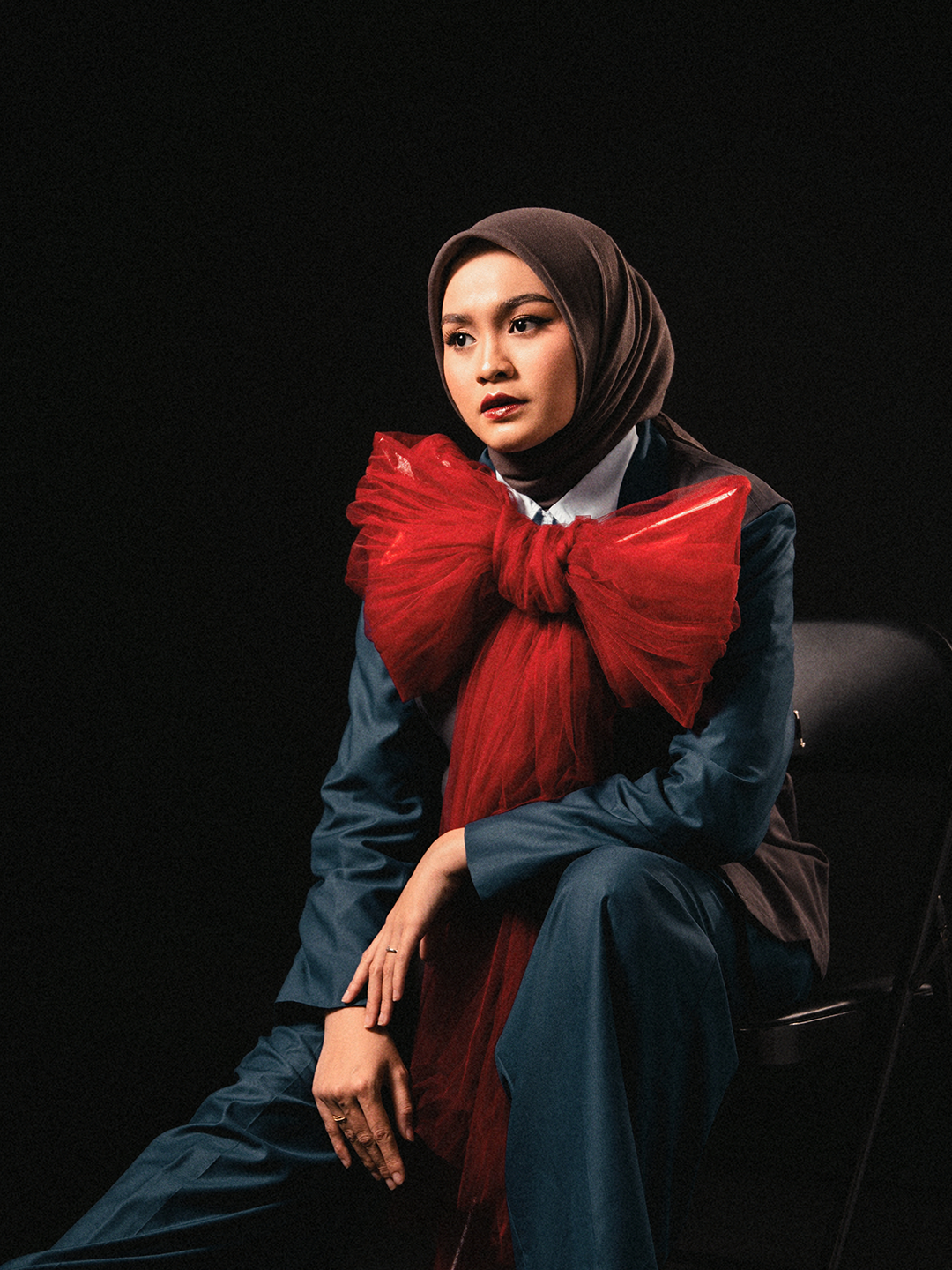 Siapa nih yang udah on repeat 'Berharap Pada Timur' dari @salmaliyyah12? 😍 #SalmaSalsabil #BerharapPadaTimur