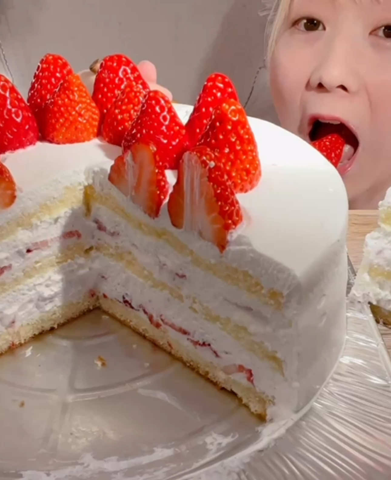 いちごショートケーキ🎂 Strawberry Shortcake🎂 #tiktokasmr #mukbang 