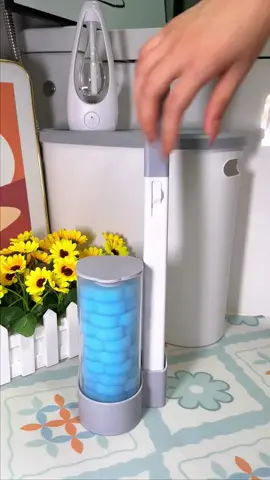 Disposable toilet brush with replaceable brush head ___ You no longer have to worry about cleaning the toilet after cleaning the toilet brush. You can just throw it away after use. Thank you for its usefulness! ! !