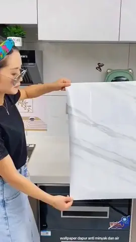 Stiker dinding dapur anti minyak dan api bahan aluminium foil anti air wallpaper motif marmer 🔥 #stikerdinding #stikerdindingdapurtahanminyakdanapi #stikerdindingdapur #wallpaperdinding #wallpaperaluminumfoil #stikeralumuniumfoil  #stikerdapur #stikermarmer 