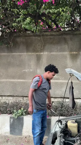 ሞተር ብቻዬን 😳 #habeshatiktok #ethiopian_tik_tok #namieliii @five.x @miki_g 